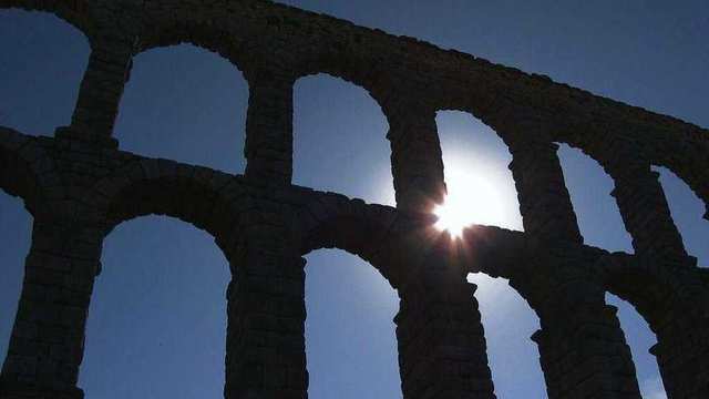 Segovia aqueduct - daytime